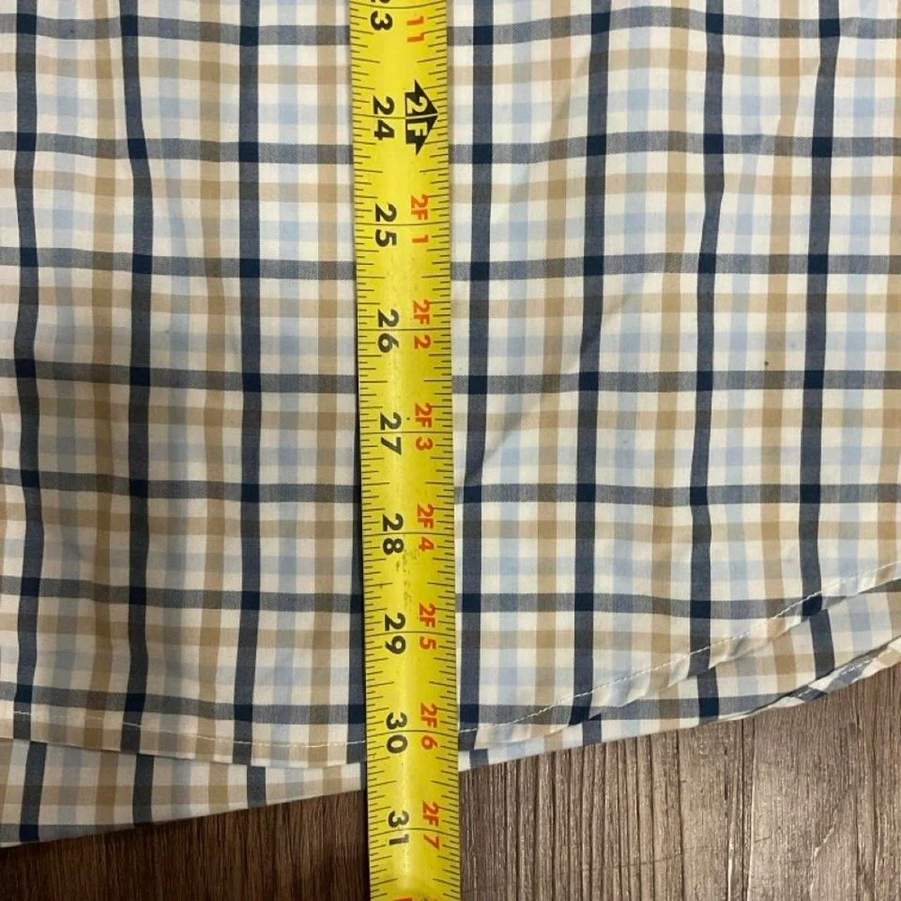 Arrow white and beige plaid button-up